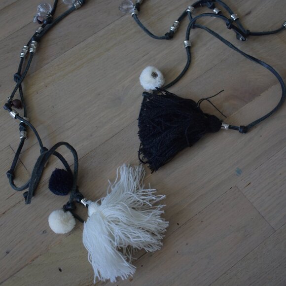 Sam Edelman Womens Beaded Flat Sandals with Ankle Wrap Ties - Picture 5 of 10